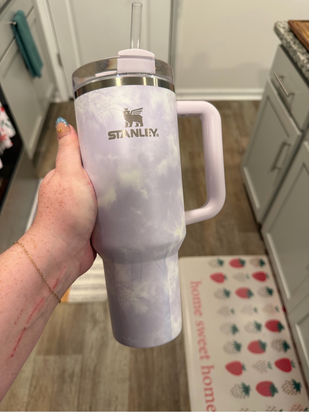 Stanley Wisteria Tie Dye 40oz
